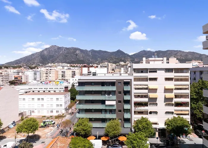 Penthouse Apartment *